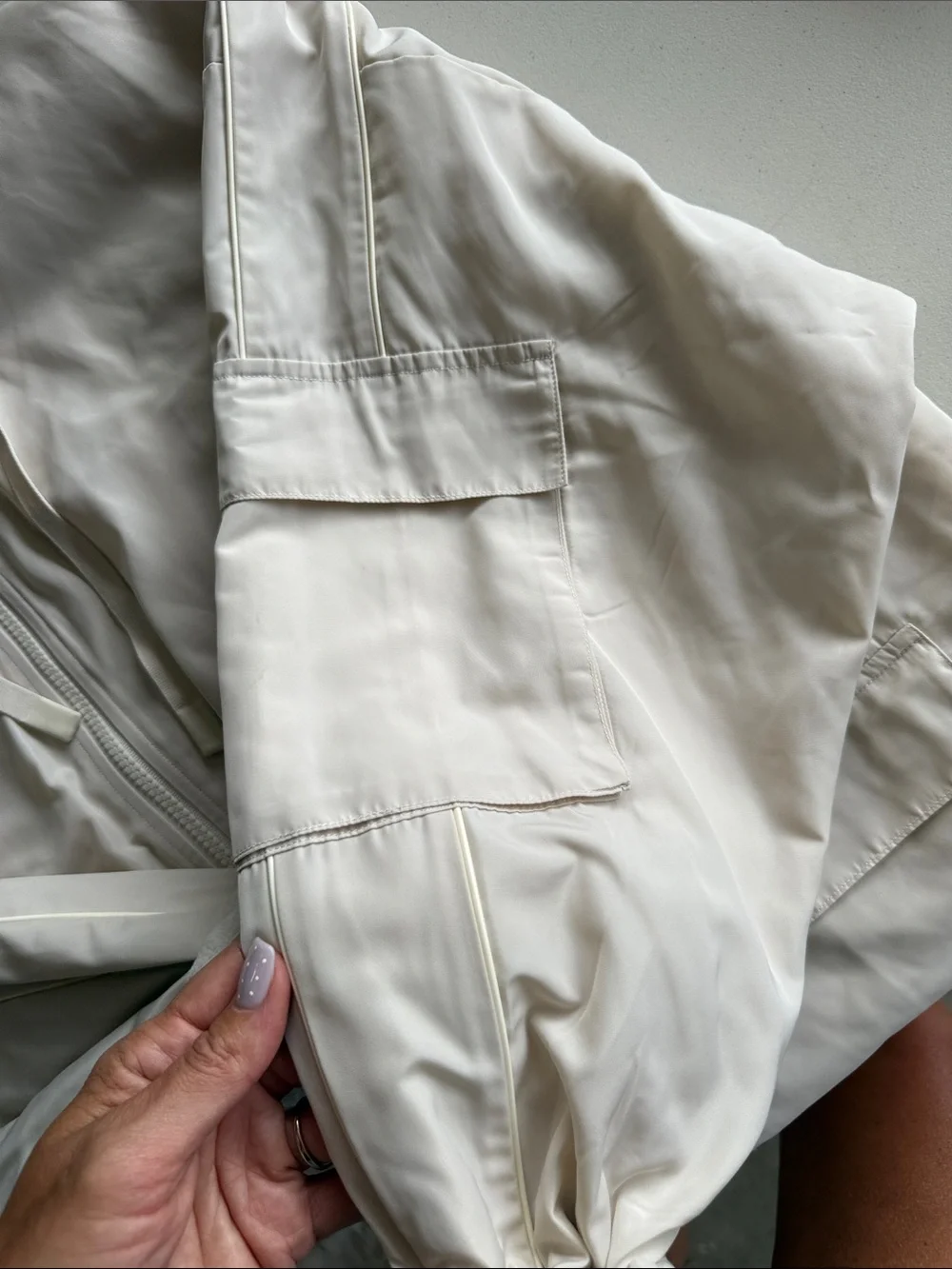 Vintage Alo Yoga reversible legion jacket Cream Hooded Zip Jacket, like new!